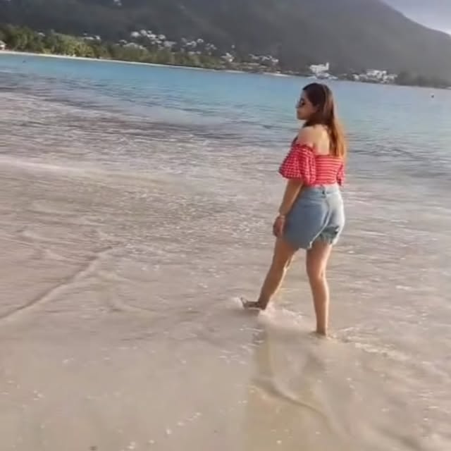 Palasha walking by the sea